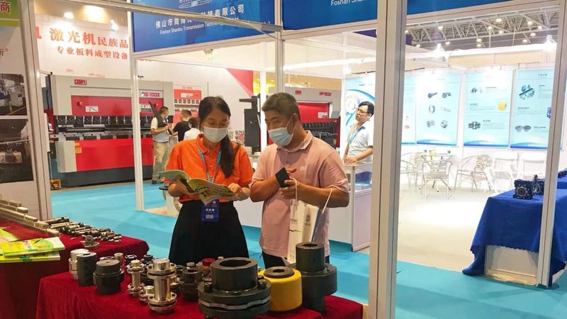 装载机液压油缸：揭秘其报价背后的关键因素**